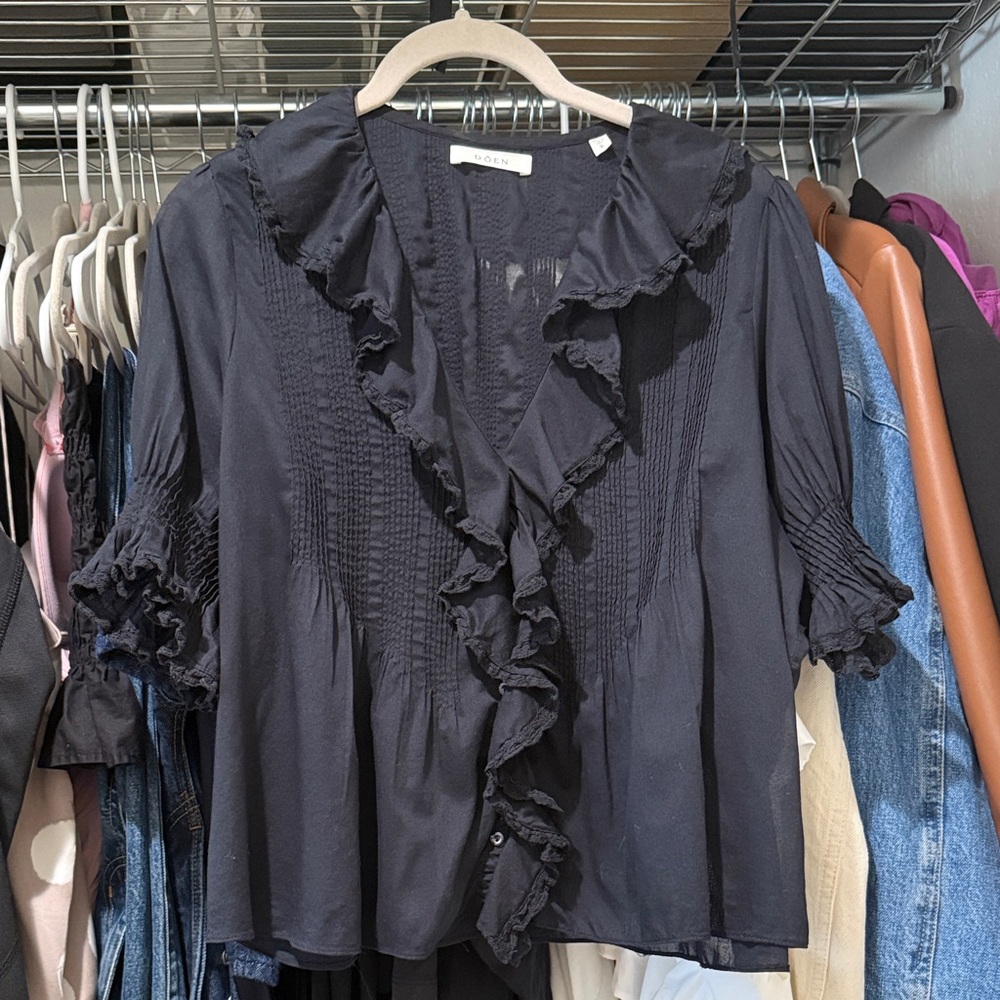 Doen Henri Top in Black Small